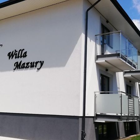 Willa Mazury Iława Buitenkant foto
